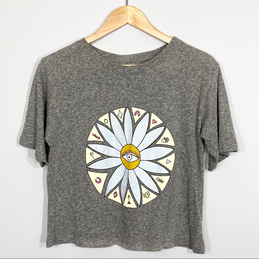 LIFE CLOTHING CO. boho short sleeve graphic tee S